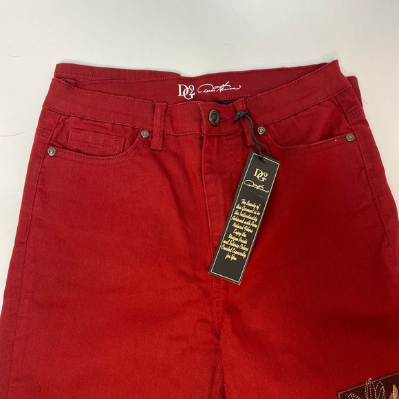 DG2 Diane Gilman Stretch Embroidered Patched Skinny Jeans, Wine Size 6 TALL New! - Picture 3 of 12